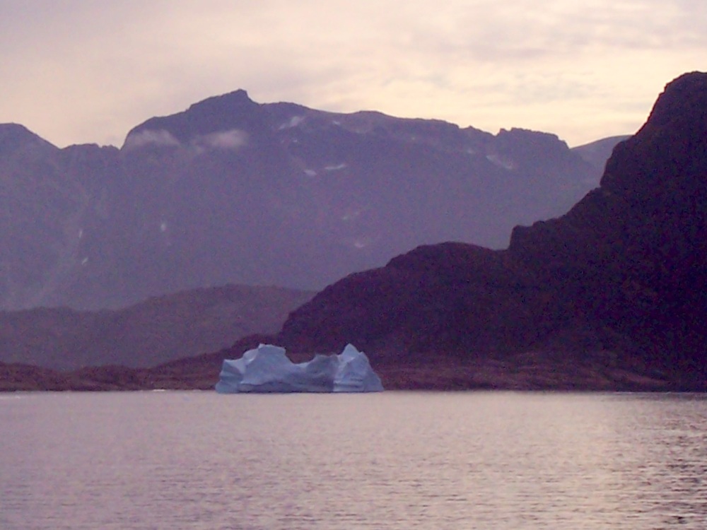 Eisberg im Prinz Christian Sund